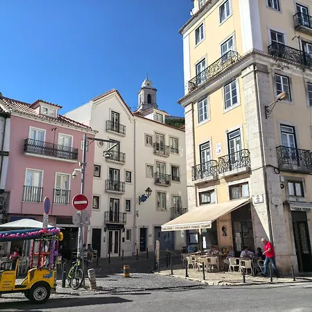 B&j Alfama Cruise Terrace 4 * Lizbona
