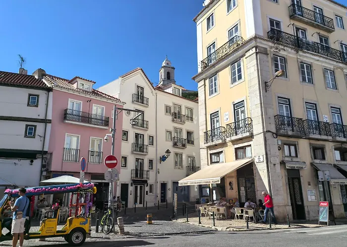 B&j Alfama Cruise Terrace 4 * Lisboa